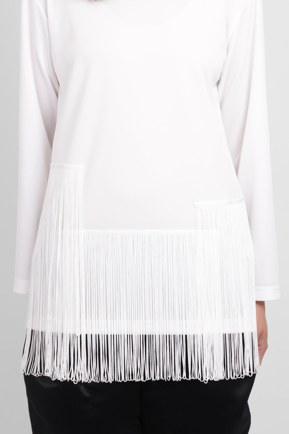 COMME DES GARCONS RTW Crew Neck L\S Top with Tassel Hem | White