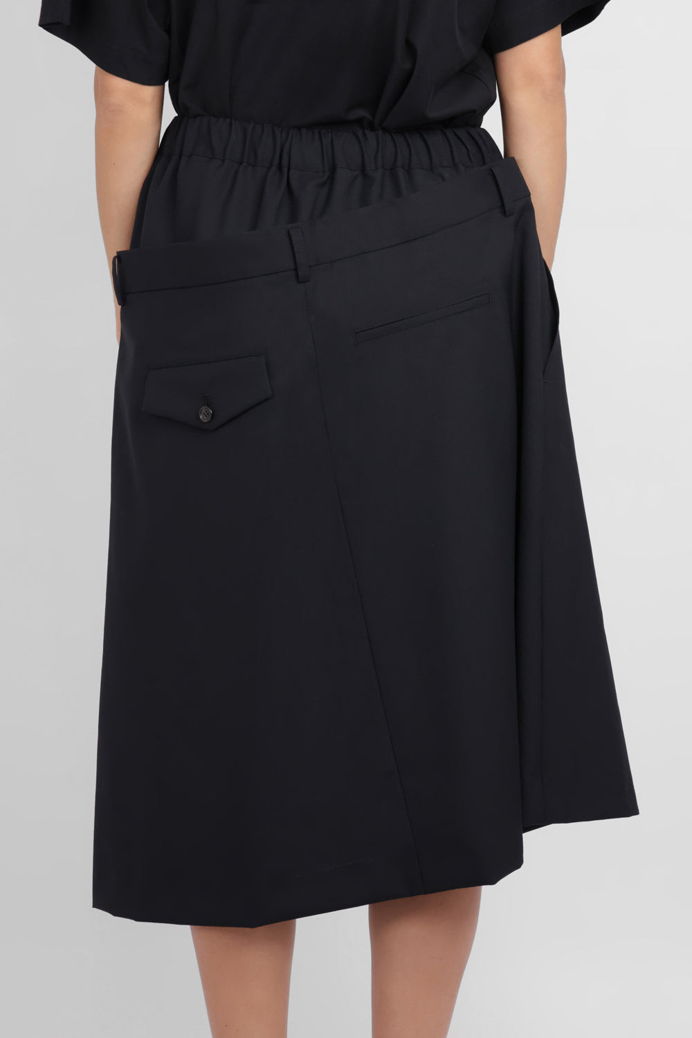 NOIR KEI NINOMIYA RTW Elastic Waist X Tailored Panel Overlay Midi Skirt | Black