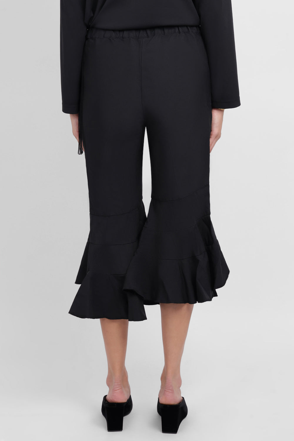 COMME DES GARCONS RTW Elastic Waist Tier Ruffle Hem Pant | Black