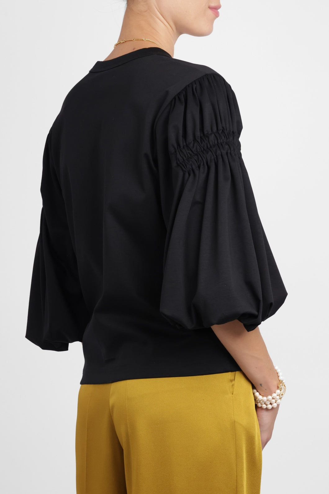 NOIR KEI NINOMIYA RTW Exaggerated Puff 3/4 Sleeve Top | Black