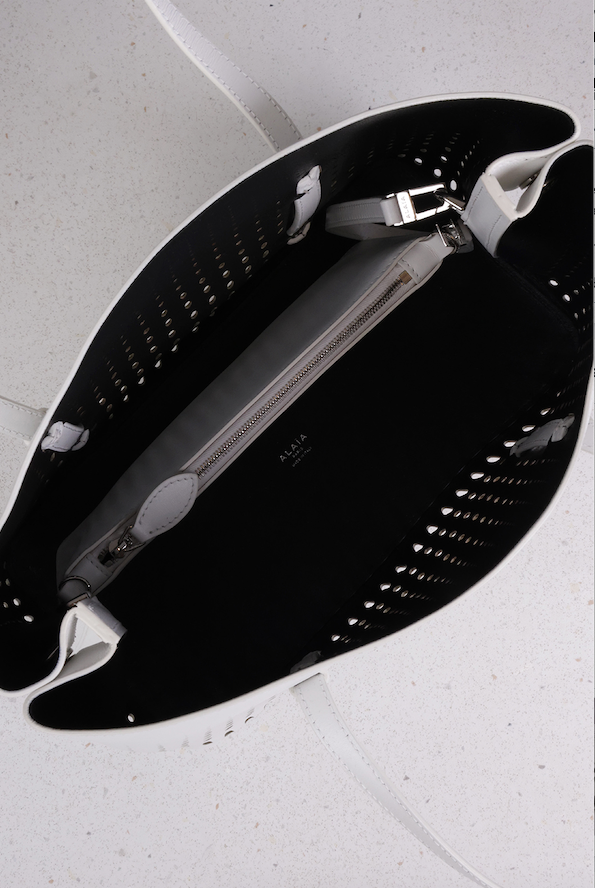 ALAIA BAGS WHITE Mina 32 Optical Perfo Tote Bag | White