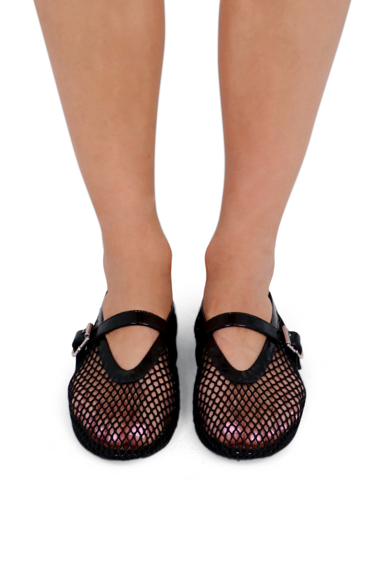 Ballerina flats with straps hot sale
