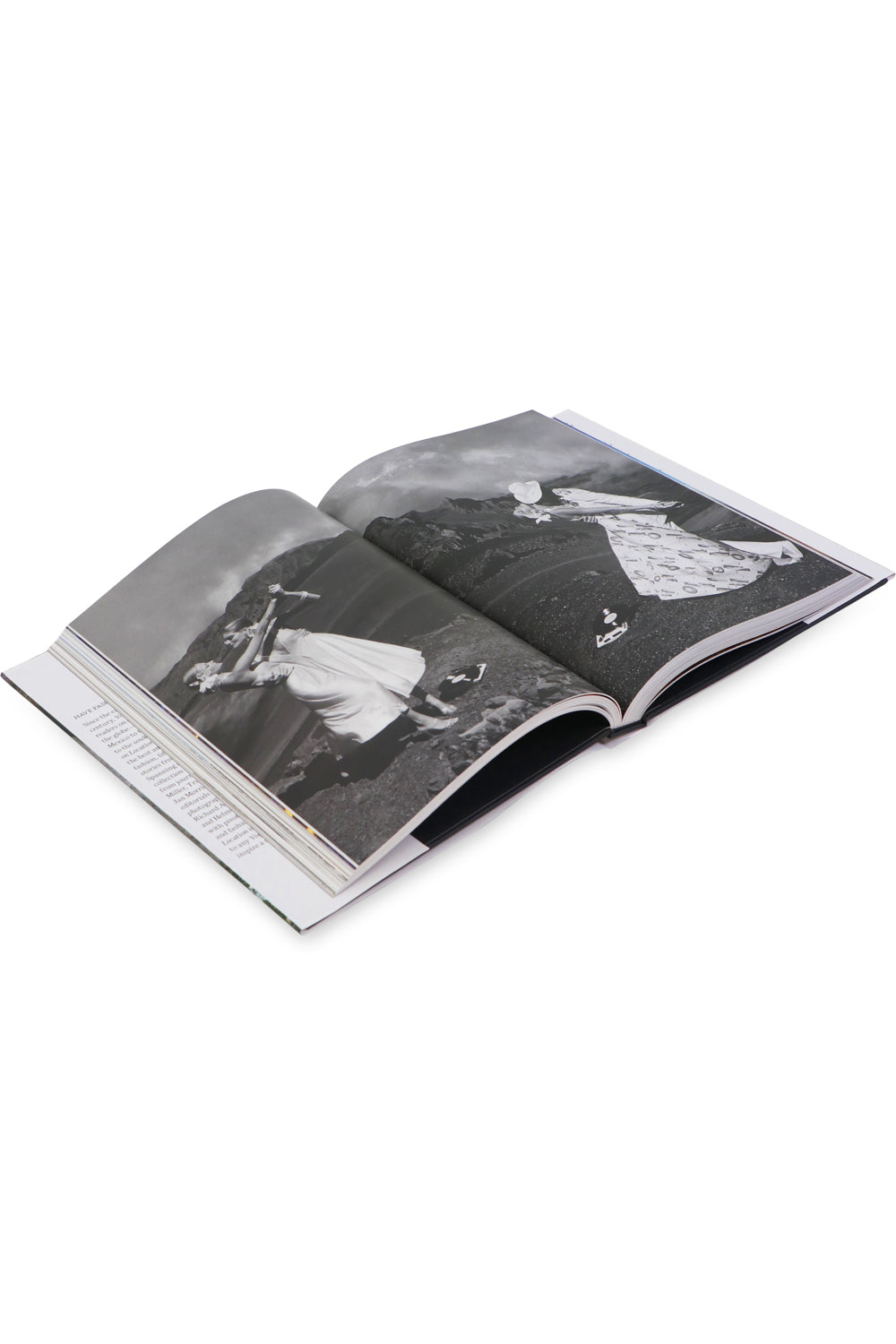 ALLIANCE - BOOKS LIFESTYLE VOGUE ON LOCATION: PEOPLE, PLACES AND PORTRAITS