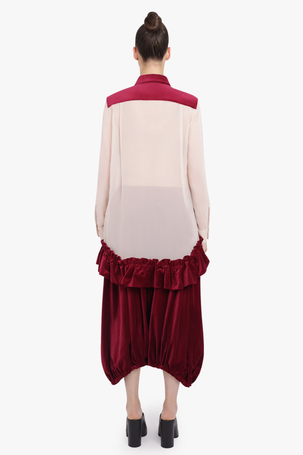 COMME DES GARCONS RTW Bow Embellish L/S Shirt With Velvet Ruffle Hem | Beige/Burgundy