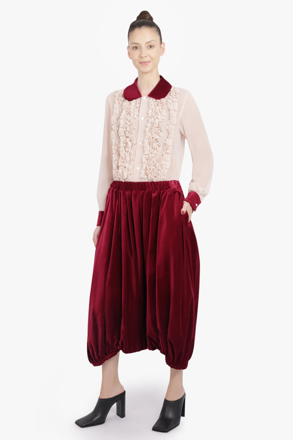 COMME DES GARCONS RTW Ruffle Embellish L/S Shirt With Velvet Trim | Beige/Burgundy