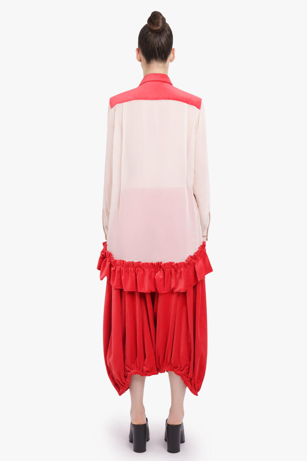 COMME DES GARCONS RTW Bow Embellish L/S Shirt With Velvet Ruffle Hem | Beige/Red