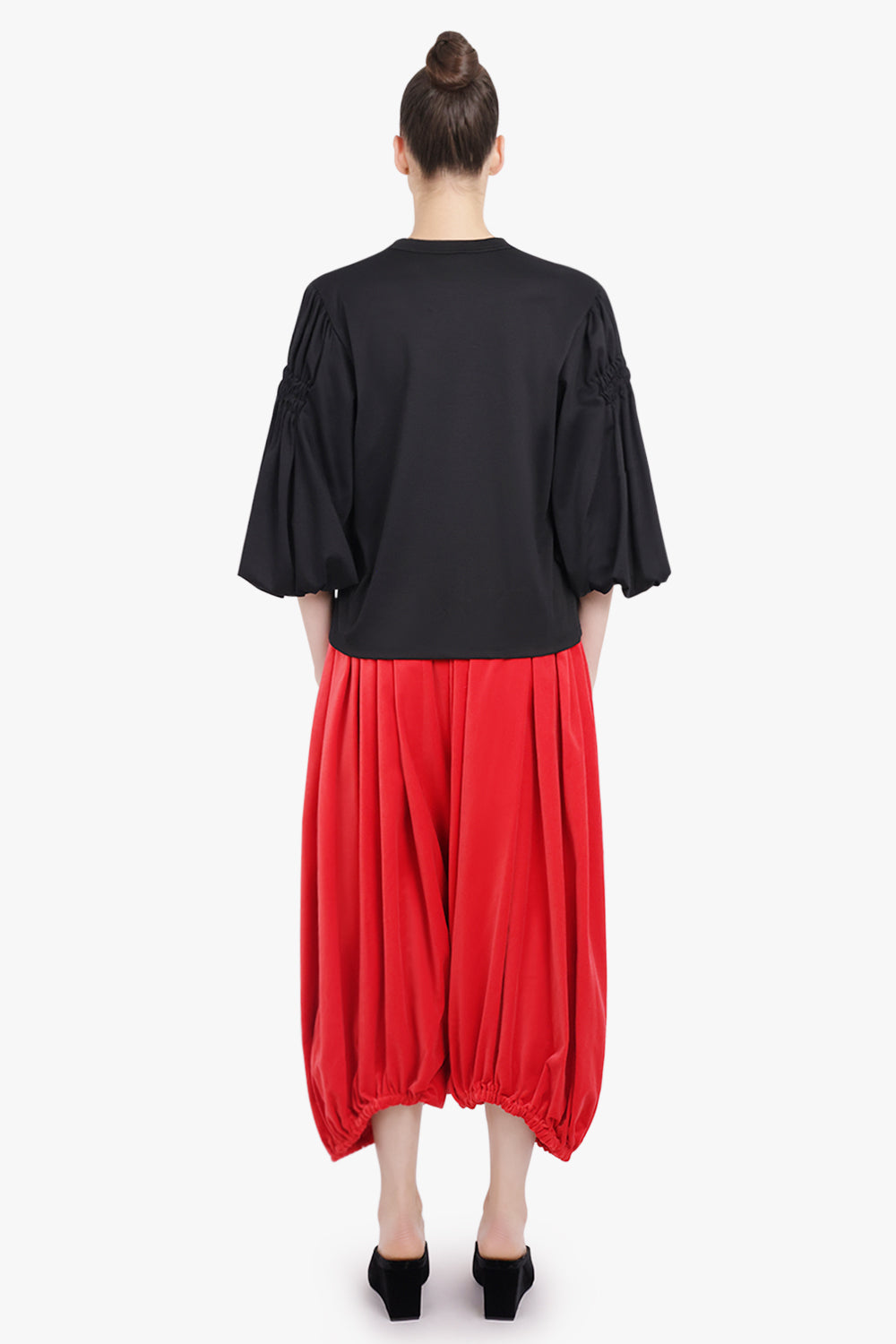 NOIR KEI NINOMIYA RTW Exaggerated Puff 3/4 Sleeve Top | Black