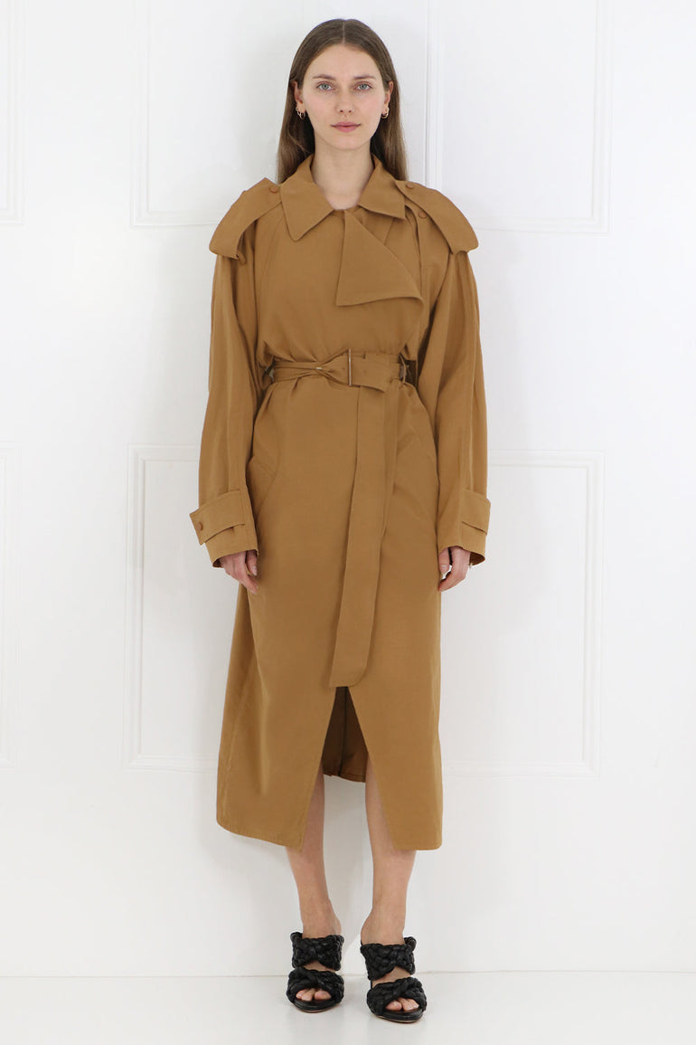 BOTTEGA VENETA RTW CLASSIC TRENCH COAT CAMEL