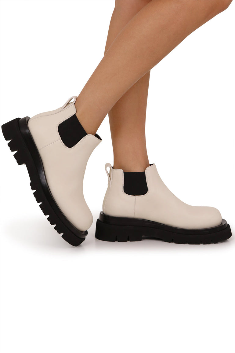 BOTTEGA VENETA SHOES LUG ANKLE BOOTS 55MM SEA SALT