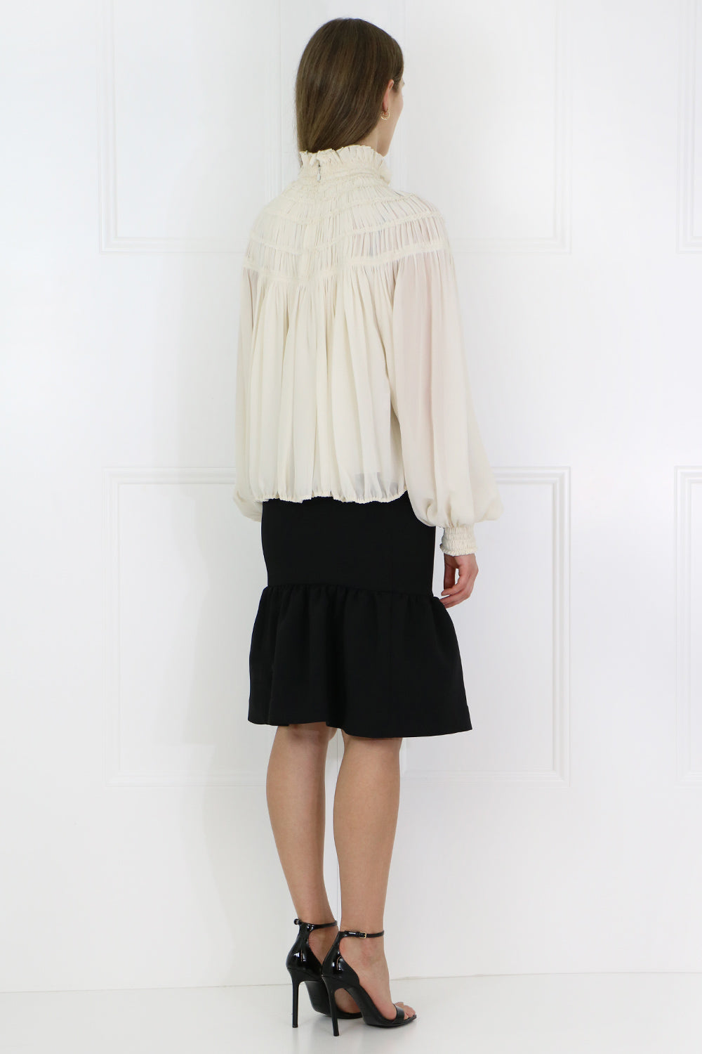 CHLOE RTW RUFFLE NECK BLOUSE L/S WHITE