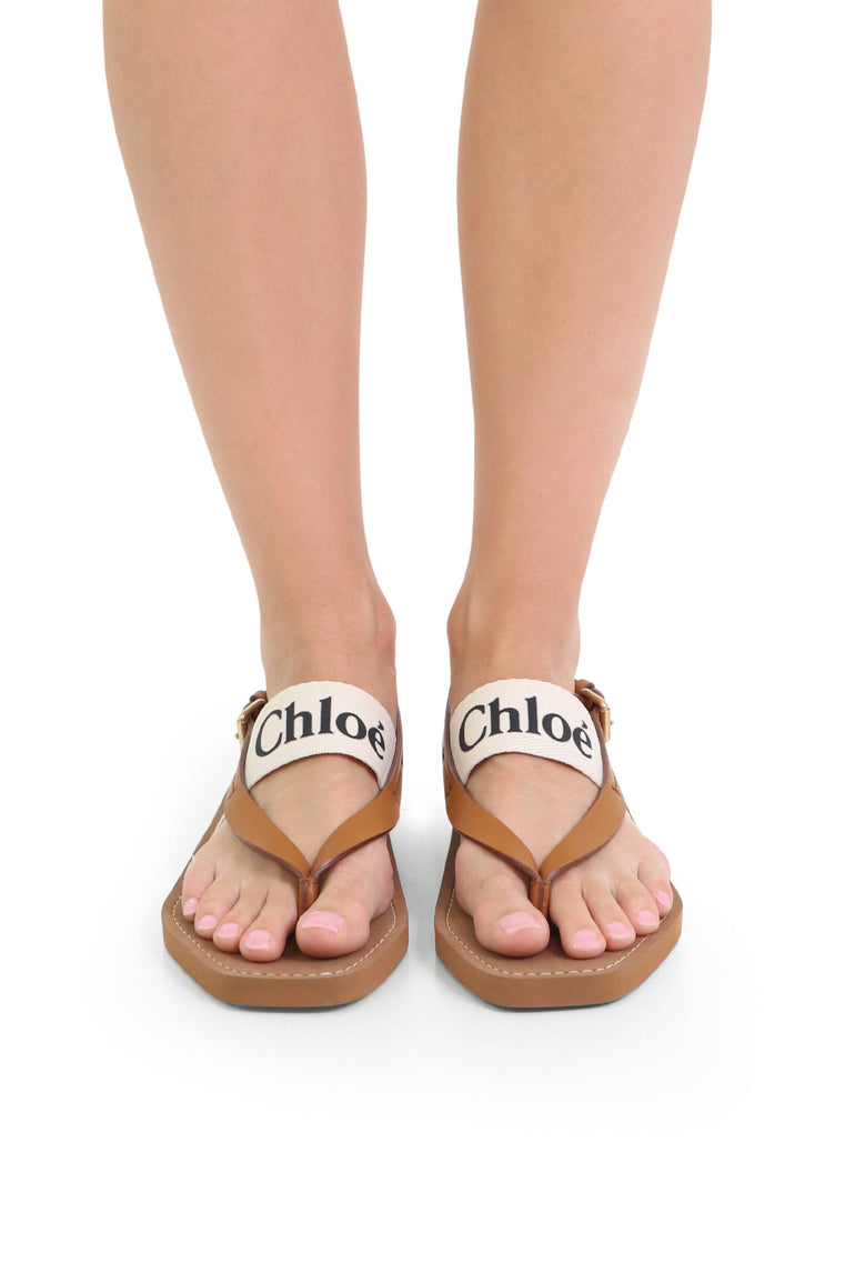 CHLOE SHOES WOODY LOGO THONG SANDAL WHITE