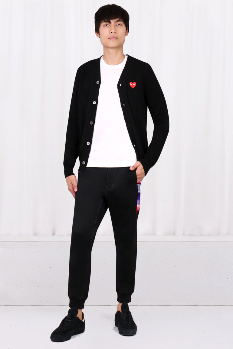 COMME DES GARCONS PLAY RTW PLAY MENS V-NECK SINGLE HEART CARDIGAN | BLACK/RED HEART