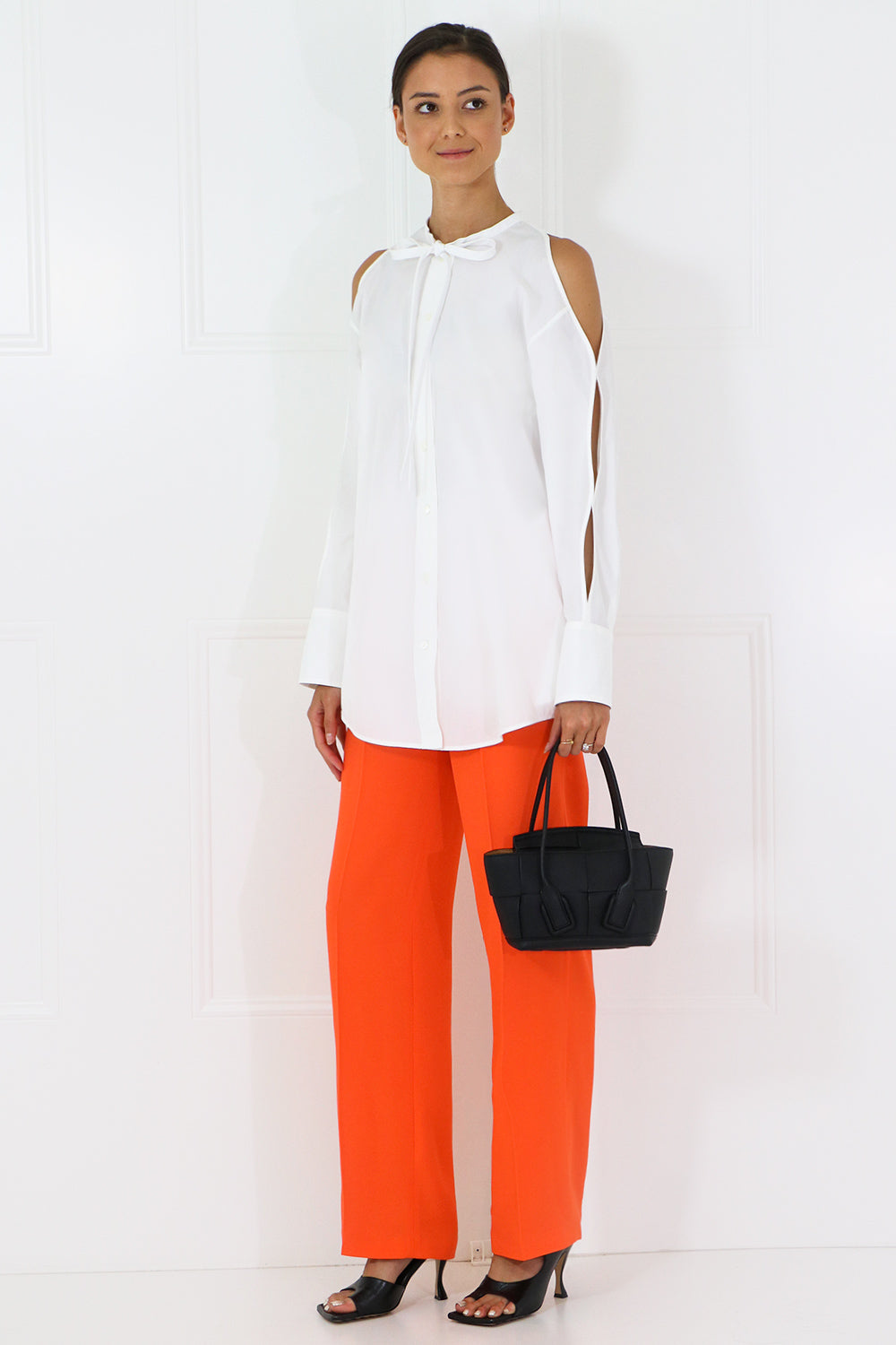 COURREGES RTW COLD SHOULDER TIE UP BLOUSE L/S WHITE