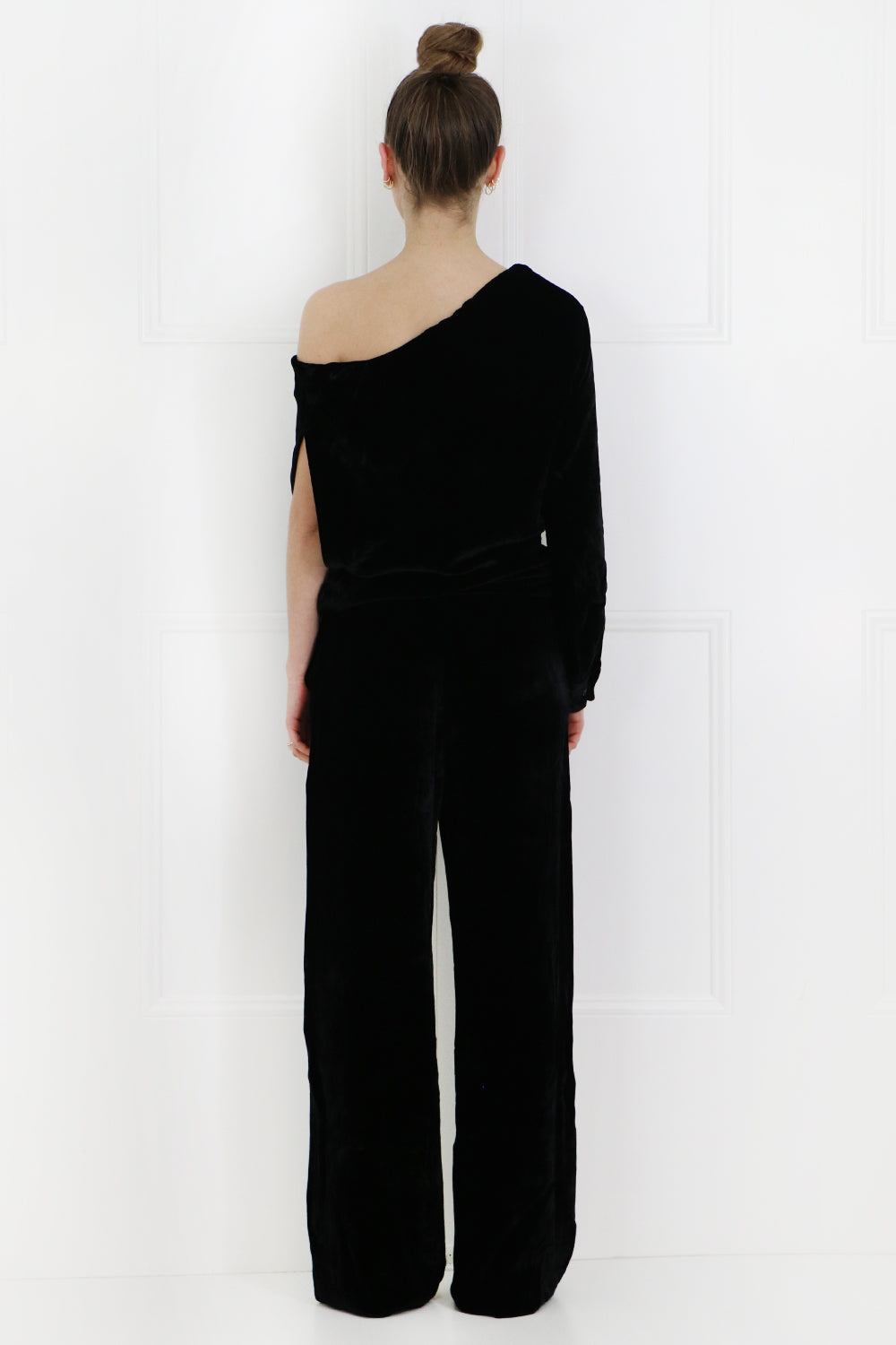 MAISON MARGIELA RTW ONE SHOULDER VELVET JUMPSUIT BLACK