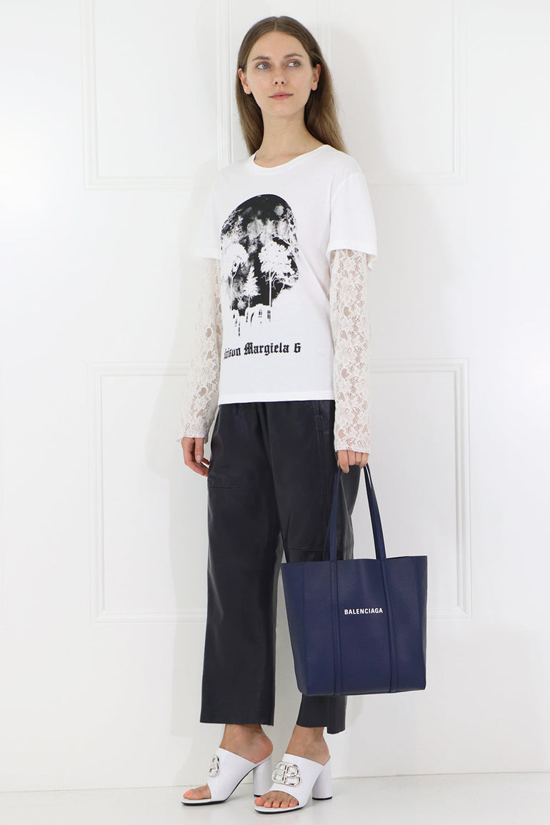 MM6 BY MAISON MARGIELA RTW GRAPHIC L/S T-SHIRT WITH LACE SLEEVES WHITE