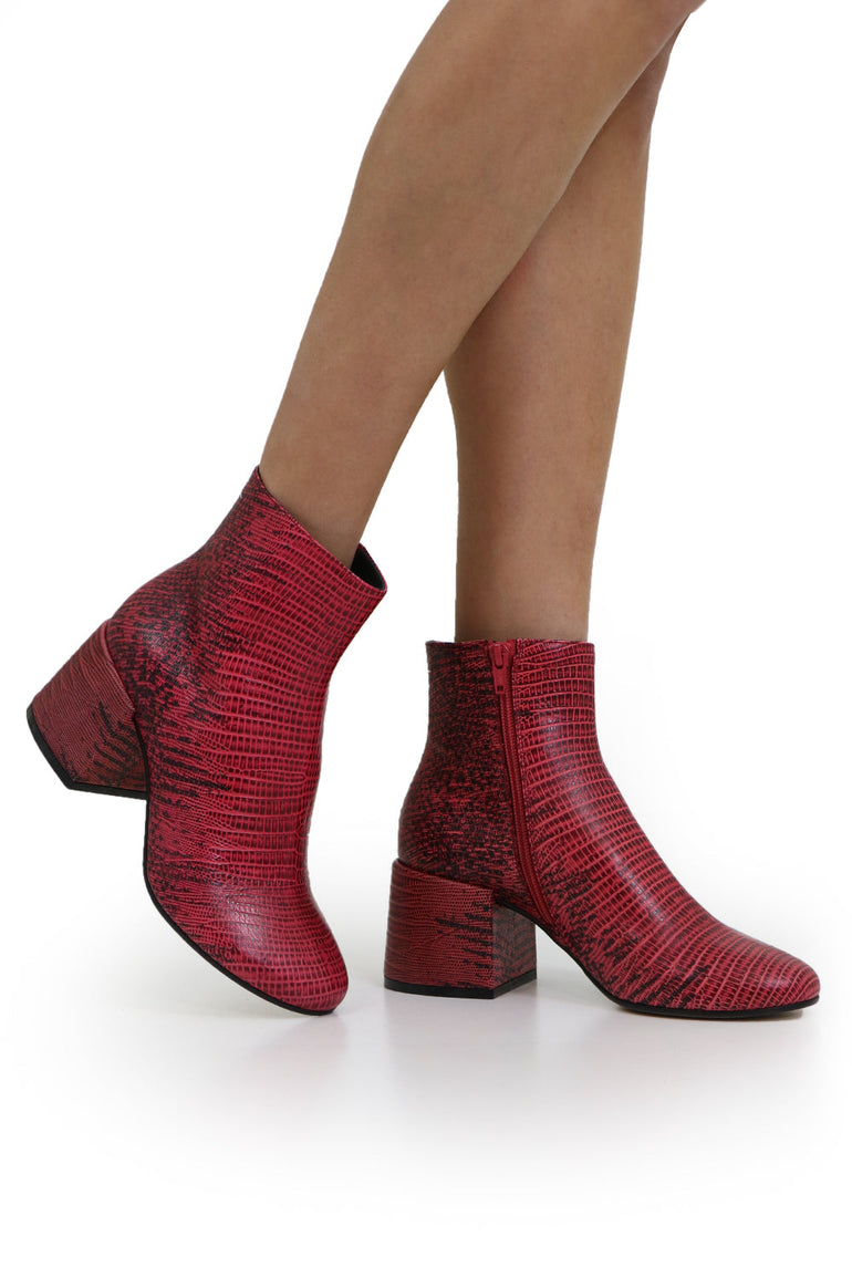 MM6 BY MAISON MARGIELA SHOES ANKLE BOOT WITH CHUNKY HEEL LIPSTICK RED
