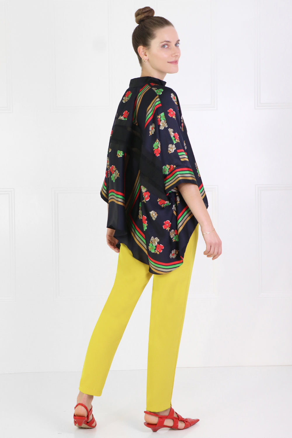 SACAI RTW ARCHIVE PRINT OVERSIZED BLOUSE NAVY