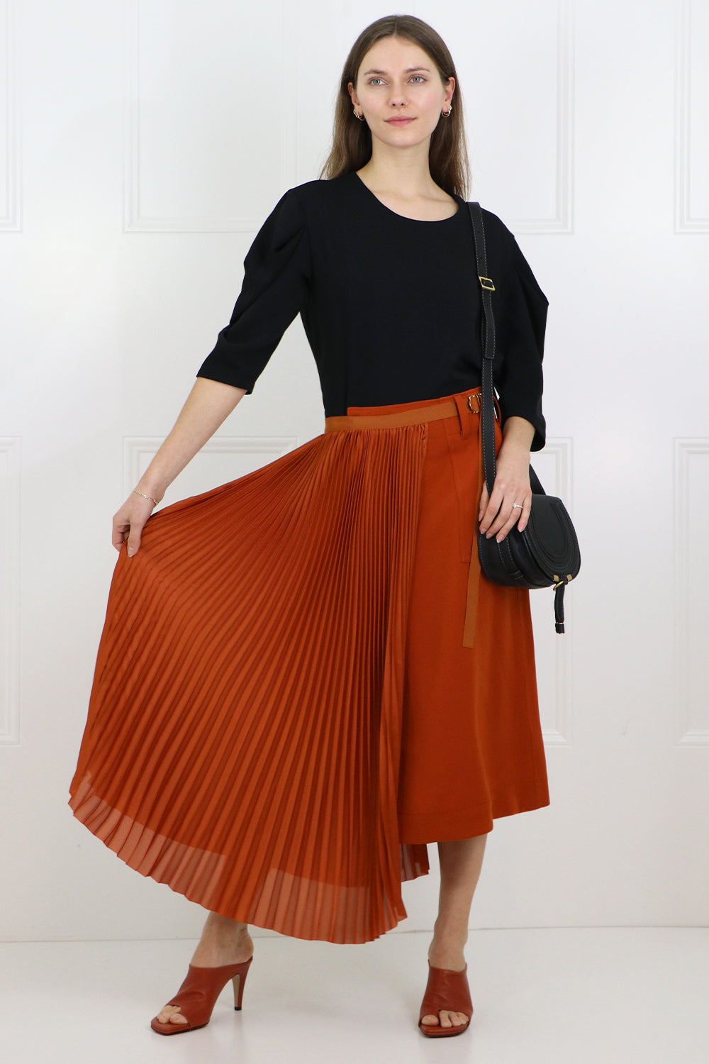 SACAI RTW ASYMMETRIC PLEATED SKIRT ORANGE