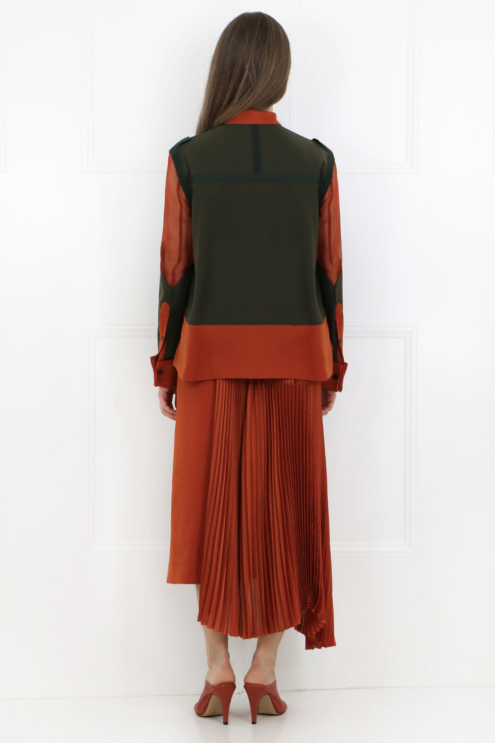 SACAI RTW CONTRAST PANEL BLOUSE KHAKI/ORANGE