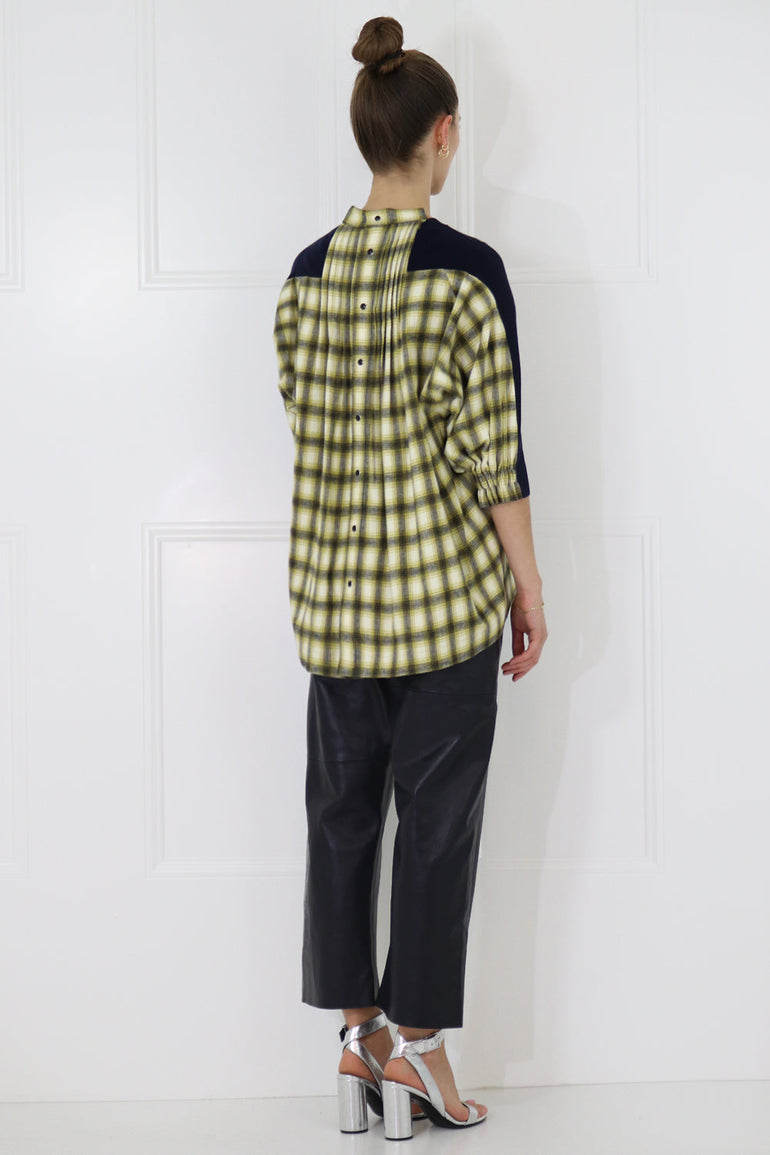 SACAI RTW OMBRE CHECK KNIT WITH BACK DETAIL 3/4SL NAVY/YELLOW