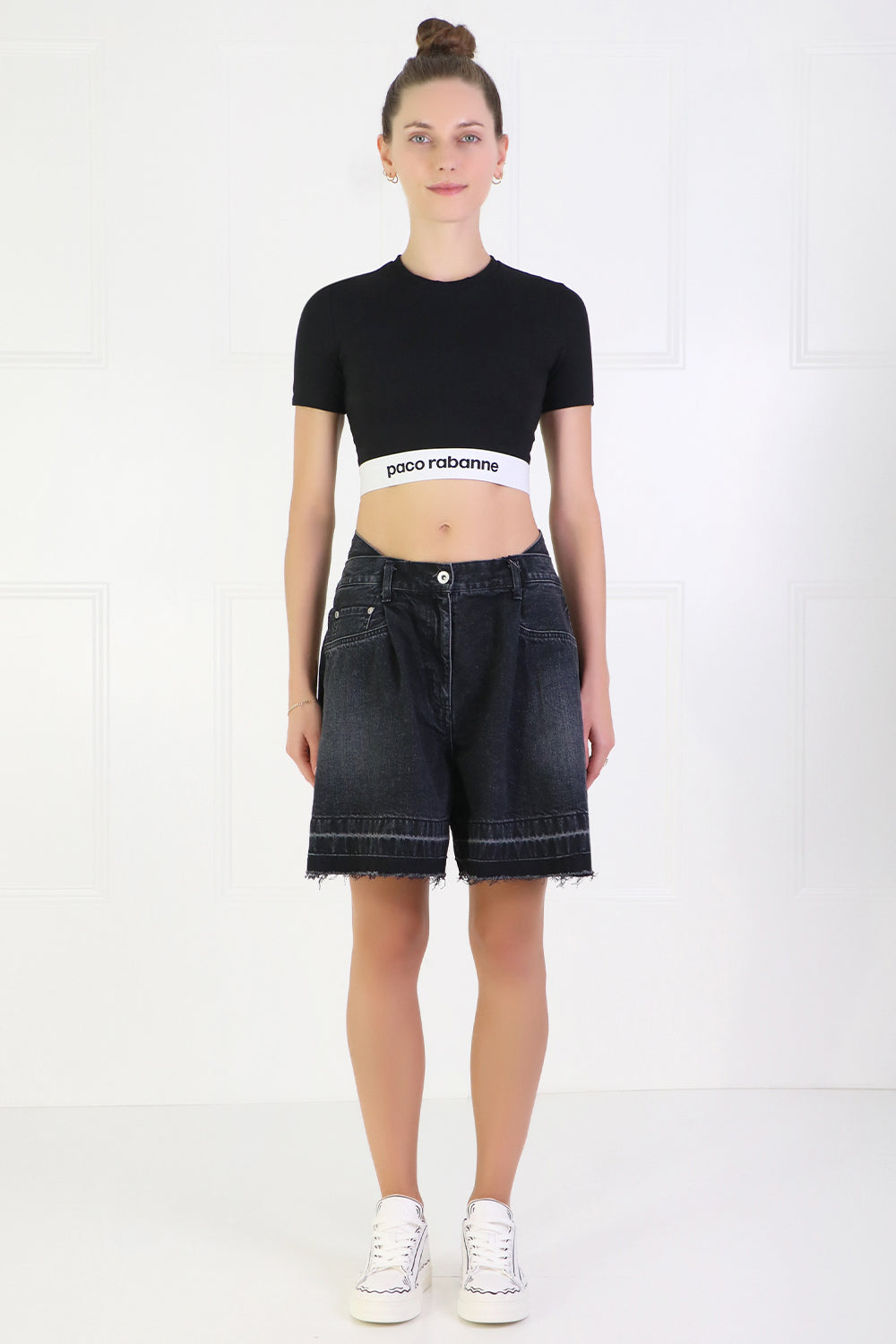 SACAI RTW PLEATED DENIM SHORTS BLACK