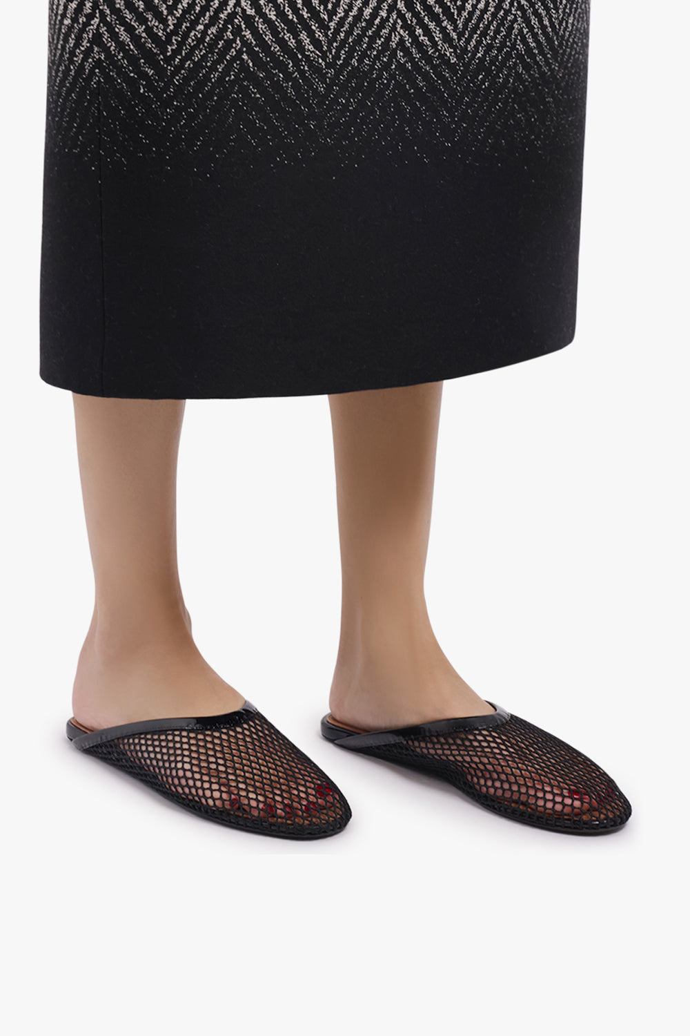 ALAIA SHOES Fishnet Flat Slide | Black