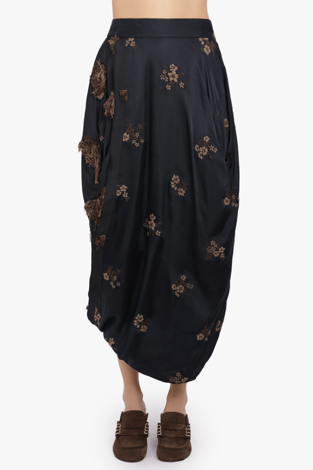 UMA WANG RTW Gink Floral Embroid Asymmetric Midi Skirt | Black/Tan
