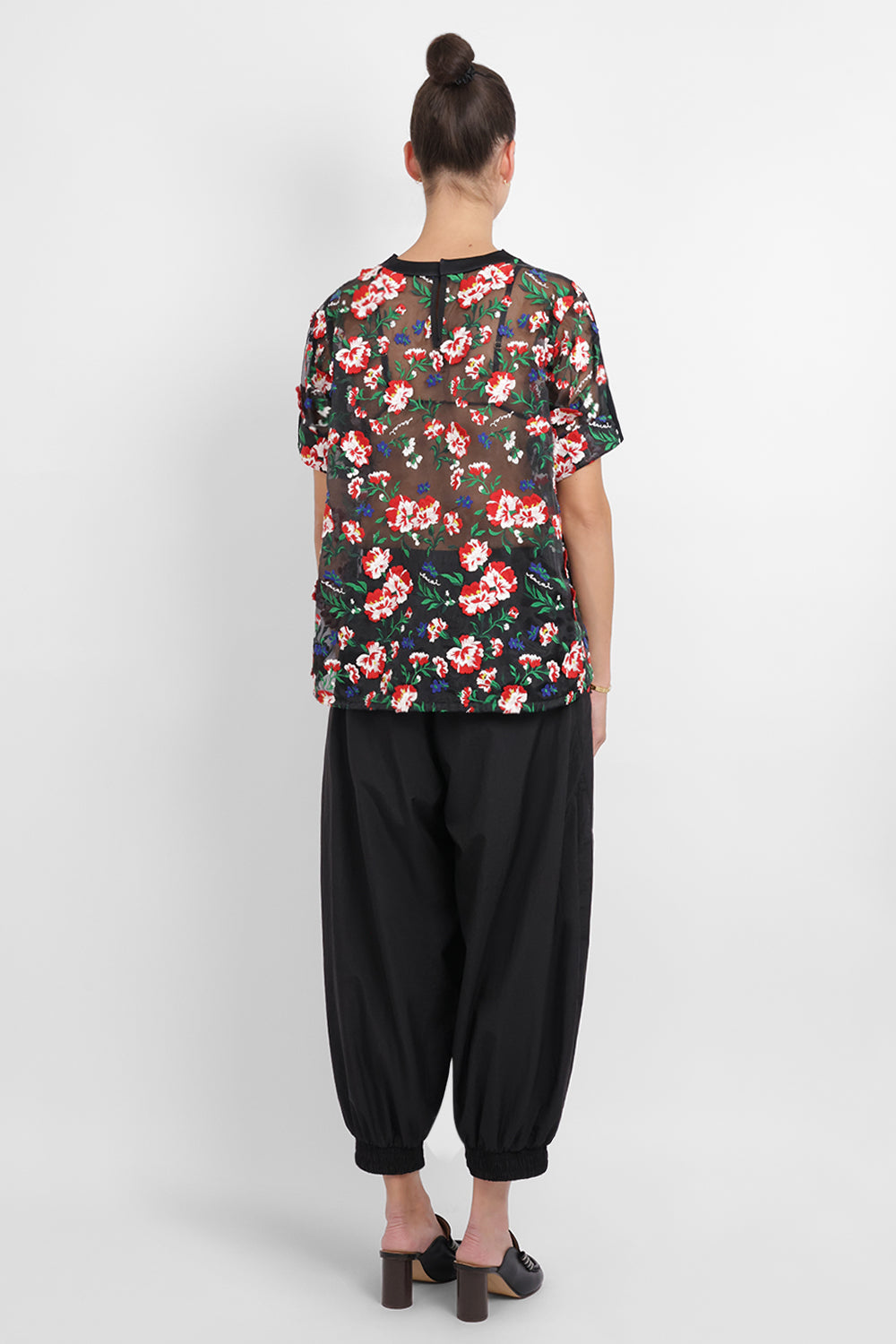 SACAI RTW Floral Embroidery Pullover | Black