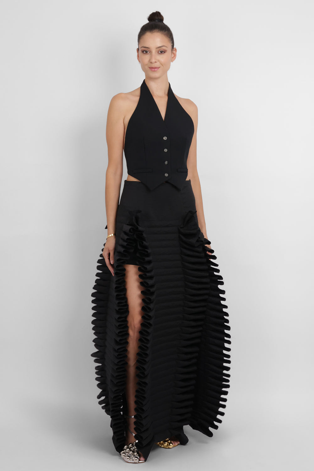 AWAKE MODE RYW Laminary Ruffle Panel Slit Skirt | Black