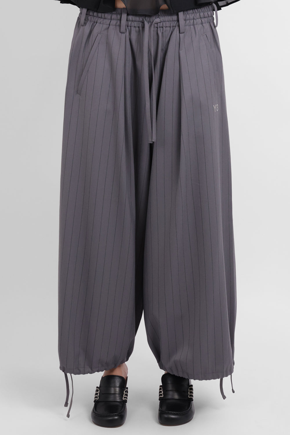 Y-3 RYW Pinstripe Cropped Wide-Leg Trouser | Granit/Black