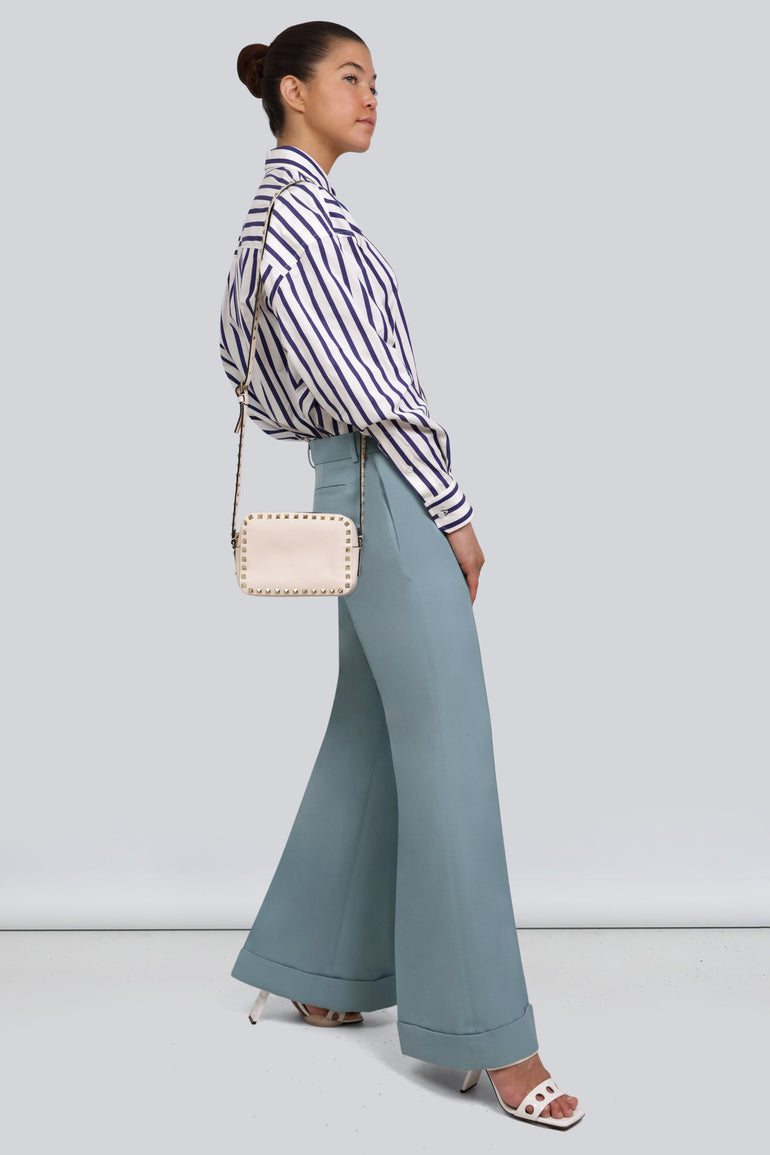 VALENTINO BAGS WHITE ROCKSTUD CAMERA BAG | LIGHT IVORY