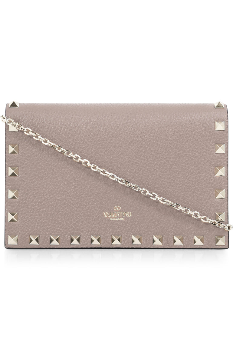 VALENTINO BAGS PINK ROCKSTUD ENVELOPE CLUTCH ON CHAIN POUDRE