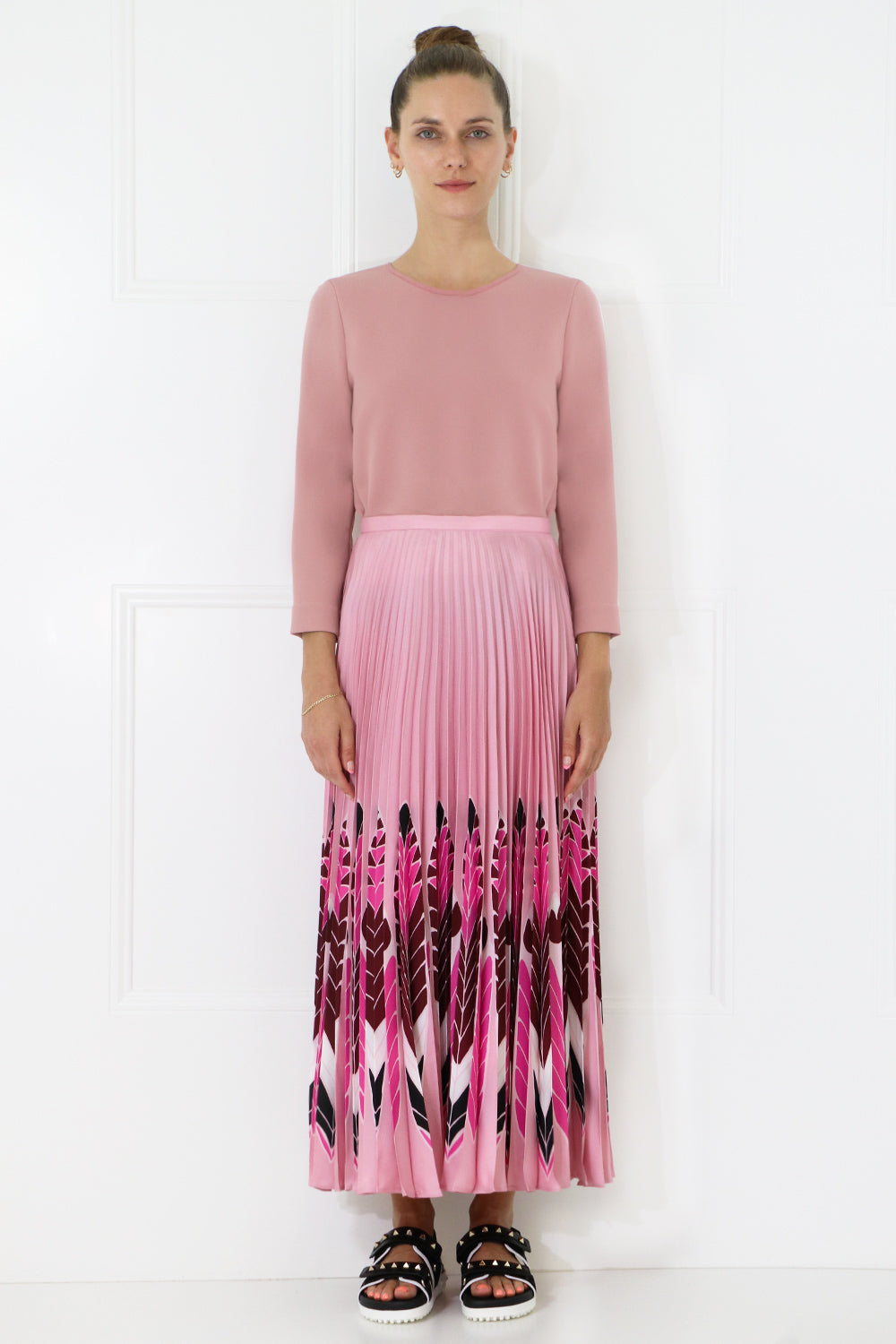 VALENTINO RTW FEATHER PRINT PLEATED SKIRT ROSE