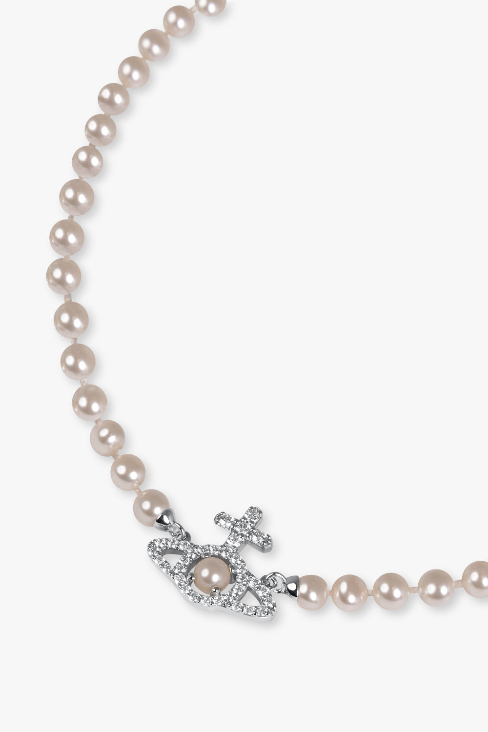 VIVIENNE WESTWOOD JEWELLERY Silver Olympia Pearl Necklace | Silver/Cream Rose Pearl