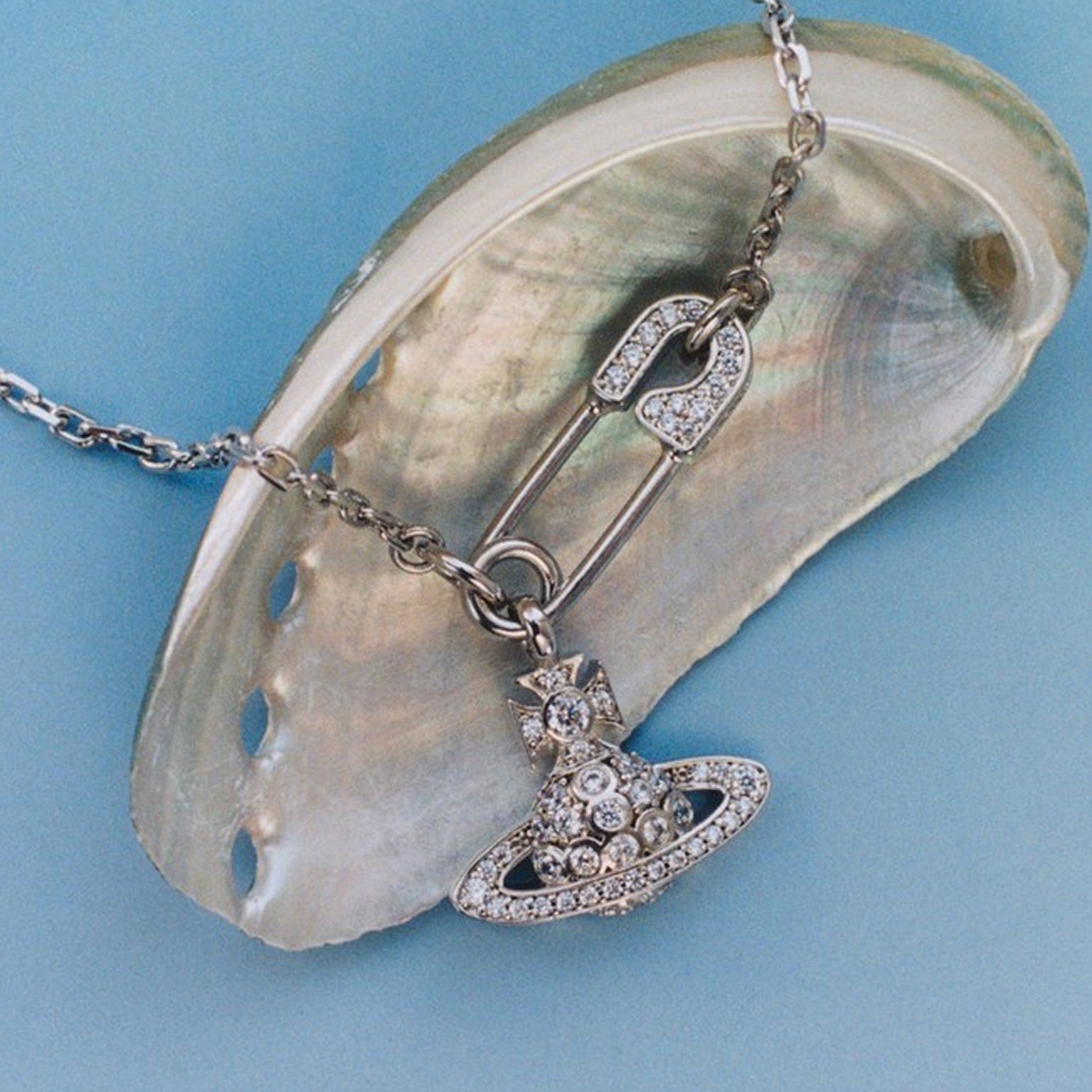 Aleksa Pendant | White/Silver – Parlour X